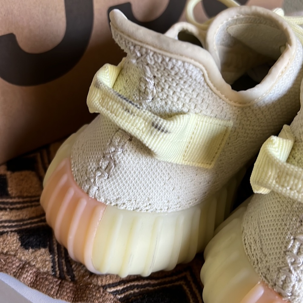 Adidas 350 Yeezy boost 350 butter. Size 9.5. Like new - Picture 4 of 6